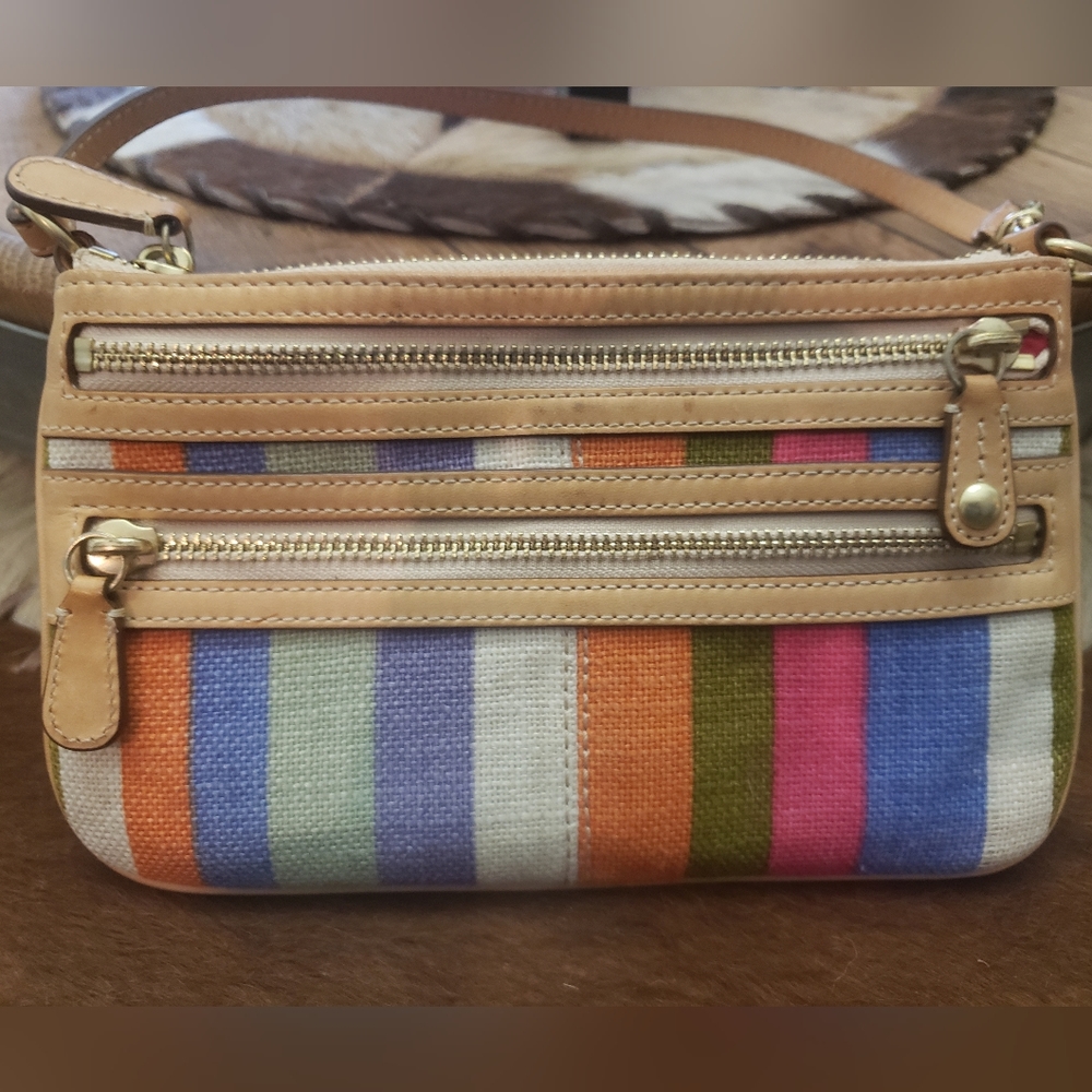 Rare vintage authentic Coach wristlet
